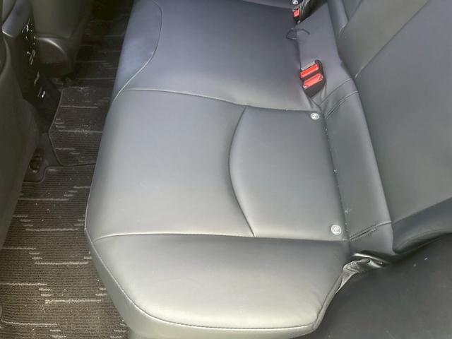 プリウス Ｓツーリングセレクション　純正ディスプレイオーディオ　ＴＲＤエアロ（Ｆ／Ｓ／Ｒ）　ＴＲＤマフラー　ビルドインＥＴＣ　バックカメラ　ドライブレコーダー前後　ブラックレザーシート　シートヒーター　レーダークルーズコントロール（61枚目）