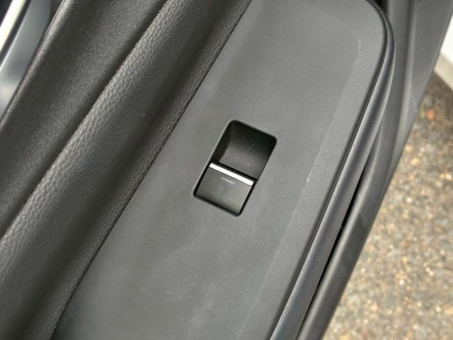 プリウス Z パノラマルーフ パノラミックビューモニター デジタルインナーミラー 純正19インチAW 12,3インチディスプレイオーディオ シートヒーター ベンチレーション LEDヘッドライト クルーズコントロール(68枚目)