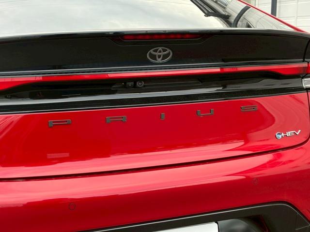 プリウス Ｚ　モデリスタエアロ　トヨタチームメイト　パノラミックビューモニター　１２．３ディスプレイオーディオ　デジタルインナーミラー　純正１９インチＡＷ　　黒革シート　レーダークルーズコントロール　シートヒーター（30枚目）