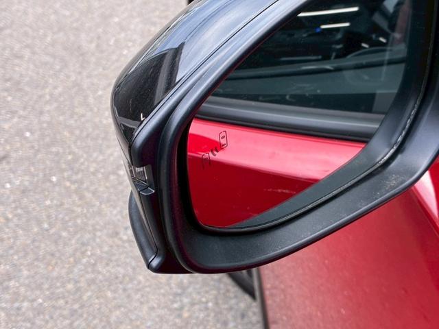 プリウス Ｚ　モデリスタエアロ　トヨタチームメイト　パノラミックビューモニター　１２．３ディスプレイオーディオ　デジタルインナーミラー　純正１９インチＡＷ　　黒革シート　レーダークルーズコントロール　シートヒーター（36枚目）