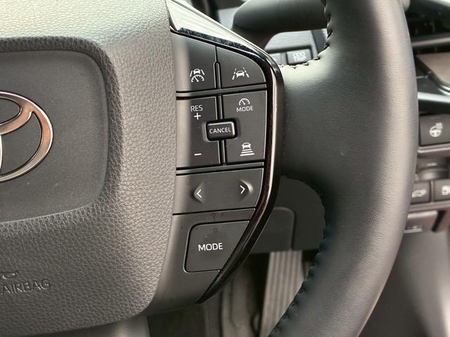 プリウス Ｚ　モデリスタエアロ　トヨタチームメイト　パノラミックビューモニター　１２．３ディスプレイオーディオ　デジタルインナーミラー　純正１９インチＡＷ　　黒革シート　レーダークルーズコントロール　シートヒーター（45枚目）