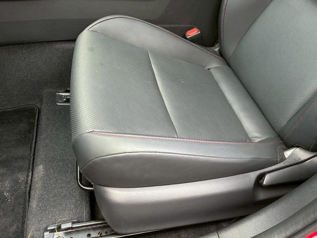 プリウス Ｚ　モデリスタエアロ　トヨタチームメイト　パノラミックビューモニター　１２．３ディスプレイオーディオ　デジタルインナーミラー　純正１９インチＡＷ　　黒革シート　レーダークルーズコントロール　シートヒーター（69枚目）