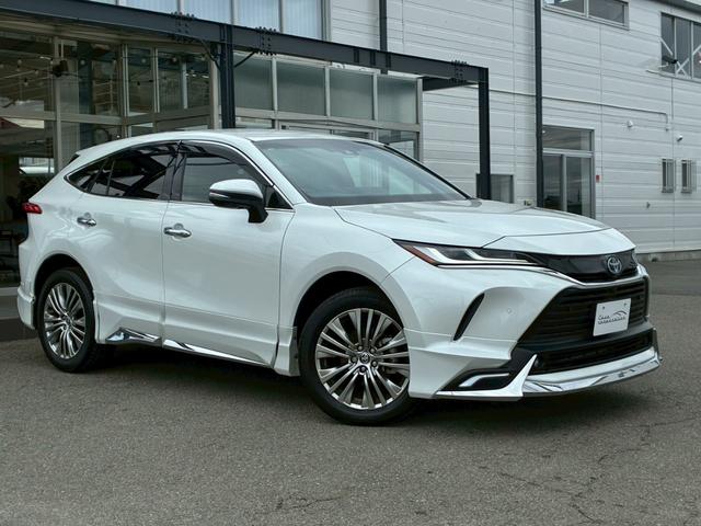 ハリアーハイブリッド Ｚ　純正ナビ　モデリスタエアロ（Ｆ．Ｓ．Ｒ）　ＪＢＬサウンドシステム　デジタルインナーミラー　パノラミックビューモニター　　ＨＵＤ　ハーフレザーシート　　パワーバックドア　ＢＳＭ　トヨタセーフティーセンス（10枚目）