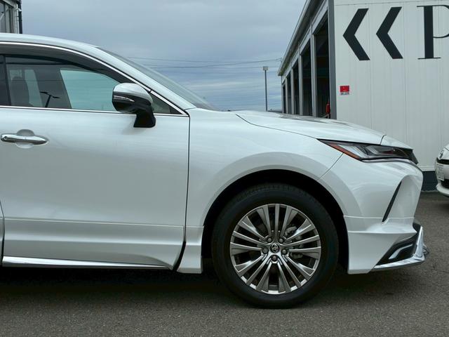 ハリアーハイブリッド Ｚ　純正ナビ　モデリスタエアロ（Ｆ．Ｓ．Ｒ）　ＪＢＬサウンドシステム　デジタルインナーミラー　パノラミックビューモニター　　ＨＵＤ　ハーフレザーシート　　パワーバックドア　ＢＳＭ　トヨタセーフティーセンス（24枚目）