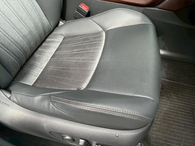 ハリアーハイブリッド Ｚ　純正ナビ　モデリスタエアロ（Ｆ．Ｓ．Ｒ）　ＪＢＬサウンドシステム　デジタルインナーミラー　パノラミックビューモニター　　ＨＵＤ　ハーフレザーシート　　パワーバックドア　ＢＳＭ　トヨタセーフティーセンス（65枚目）