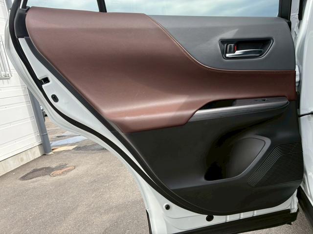 ハリアーハイブリッド Ｚ　純正ナビ　モデリスタエアロ（Ｆ．Ｓ．Ｒ）　ＪＢＬサウンドシステム　デジタルインナーミラー　パノラミックビューモニター　　ＨＵＤ　ハーフレザーシート　　パワーバックドア　ＢＳＭ　トヨタセーフティーセンス（73枚目）