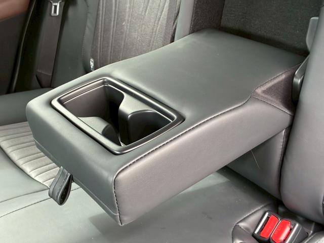 ハリアーハイブリッド Ｚ　純正ナビ　モデリスタエアロ（Ｆ．Ｓ．Ｒ）　ＪＢＬサウンドシステム　デジタルインナーミラー　パノラミックビューモニター　　ＨＵＤ　ハーフレザーシート　　パワーバックドア　ＢＳＭ　トヨタセーフティーセンス（78枚目）