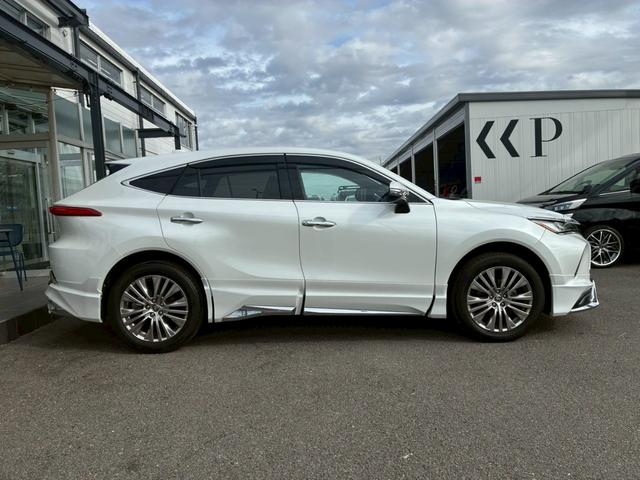 ハリアーハイブリッド Ｚ　レザーパッケージ　純正１２．３インチナビ　モデリスタエアロ（Ｆ／Ｓ／Ｒ）　ヘッドアップディスプレイ　ＪＢＬサウンドデジタルインナーミラー　パノラミックビューモニター　パワーバックドア　エンジンスターター　シートヒーター（22枚目）