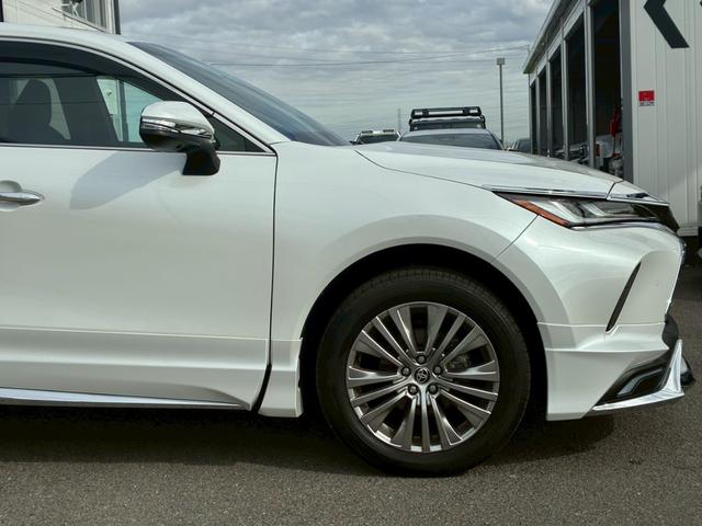 ハリアーハイブリッド Ｚ　レザーパッケージ　純正１２．３インチナビ　モデリスタエアロ（Ｆ／Ｓ／Ｒ）　ヘッドアップディスプレイ　ＪＢＬサウンドデジタルインナーミラー　パノラミックビューモニター　パワーバックドア　エンジンスターター　シートヒーター（23枚目）