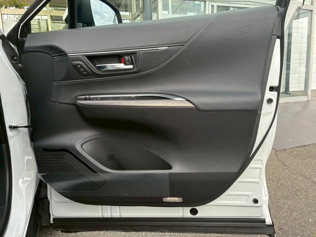 ハリアーハイブリッド Ｚ　レザーパッケージ　純正１２．３インチナビ　モデリスタエアロ（Ｆ／Ｓ／Ｒ）　ヘッドアップディスプレイ　ＪＢＬサウンドデジタルインナーミラー　パノラミックビューモニター　パワーバックドア　エンジンスターター　シートヒーター（58枚目）