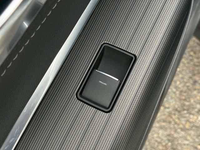 ハリアーハイブリッド Ｚ　レザーパッケージ　純正１２．３インチナビ　モデリスタエアロ（Ｆ／Ｓ／Ｒ）　ヘッドアップディスプレイ　ＪＢＬサウンドデジタルインナーミラー　パノラミックビューモニター　パワーバックドア　エンジンスターター　シートヒーター（66枚目）