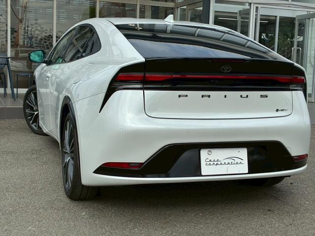 プリウス Ｚ　純正１２．３ディスプレイオーディオ　パノラミックビューモニター　フルセグＴＶ　　ＥＴＣ　デジタルインナーミラー　　ブラックレザーシート　シートヒーター・ベンチレーション　純正１９インチアルミホイール（27枚目）