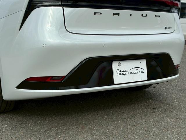 プリウス Ｚ　純正１２．３ディスプレイオーディオ　パノラミックビューモニター　フルセグＴＶ　　ＥＴＣ　デジタルインナーミラー　　ブラックレザーシート　シートヒーター・ベンチレーション　純正１９インチアルミホイール（30枚目）