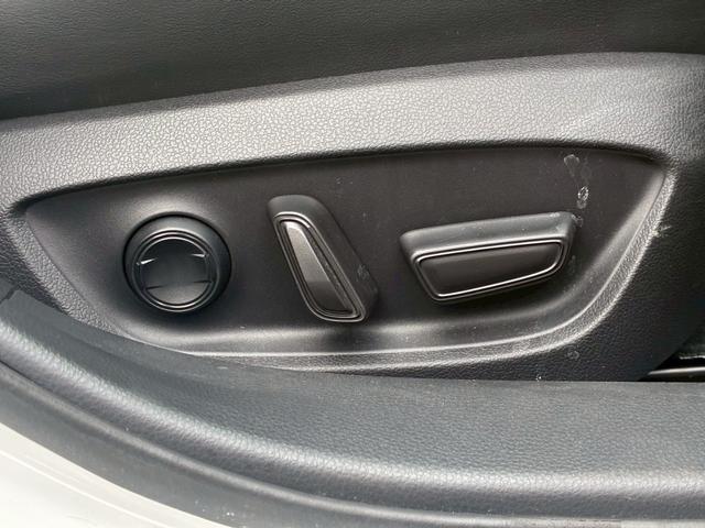 プリウス Ｚ　純正１２．３ディスプレイオーディオ　パノラミックビューモニター　フルセグＴＶ　　ＥＴＣ　デジタルインナーミラー　　ブラックレザーシート　シートヒーター・ベンチレーション　純正１９インチアルミホイール（65枚目）