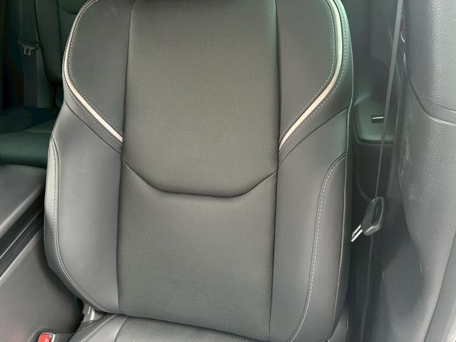 プリウス Ｚ　純正１２．３ディスプレイオーディオ　パノラミックビューモニター　フルセグＴＶ　　ＥＴＣ　デジタルインナーミラー　　ブラックレザーシート　シートヒーター・ベンチレーション　純正１９インチアルミホイール（69枚目）