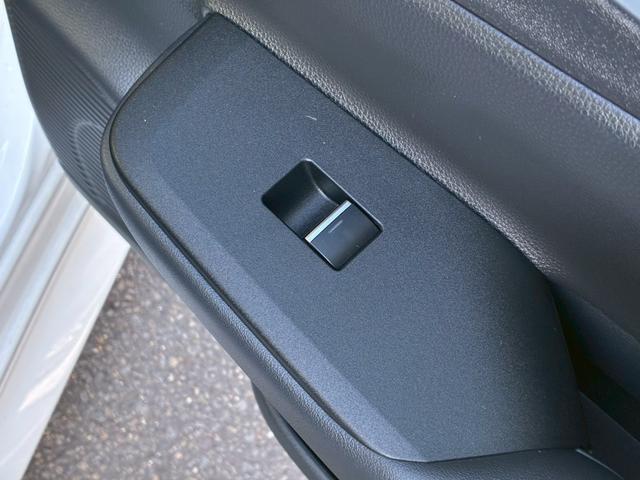 プリウス Z モデリスタエアロ(F/S/R) デジタルインナーミラー 12.3インチナビ ETC2.0 パノラミックビューモニター 純正19インチアルミホイール トヨタセーフティセンス BSM シートヒーター(72枚目)