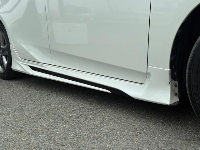 プリウス Sツーリングセレクション 7インチナビ モデリスタエアロ(F.S.R) シートヒーター ベンチレーション バックカメラ 純正17インチAW LEDヘッドライト 黒革シート セーフティーセンス スマートキー Bluetooth(17枚目)