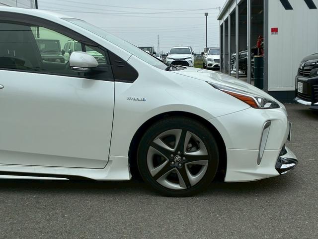 プリウス Sツーリングセレクション 7インチナビ モデリスタエアロ(F.S.R) シートヒーター ベンチレーション バックカメラ 純正17インチAW LEDヘッドライト 黒革シート セーフティーセンス スマートキー Bluetooth(23枚目)