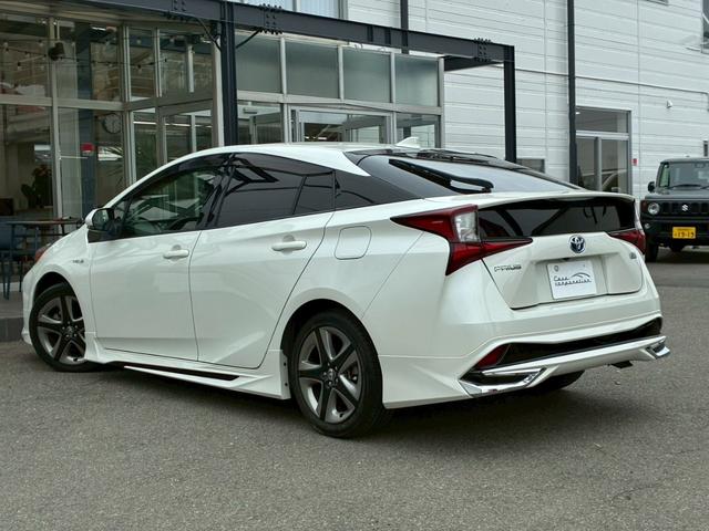 プリウス Sツーリングセレクション 7インチナビ モデリスタエアロ(F.S.R) シートヒーター ベンチレーション バックカメラ 純正17インチAW LEDヘッドライト 黒革シート セーフティーセンス スマートキー Bluetooth(26枚目)