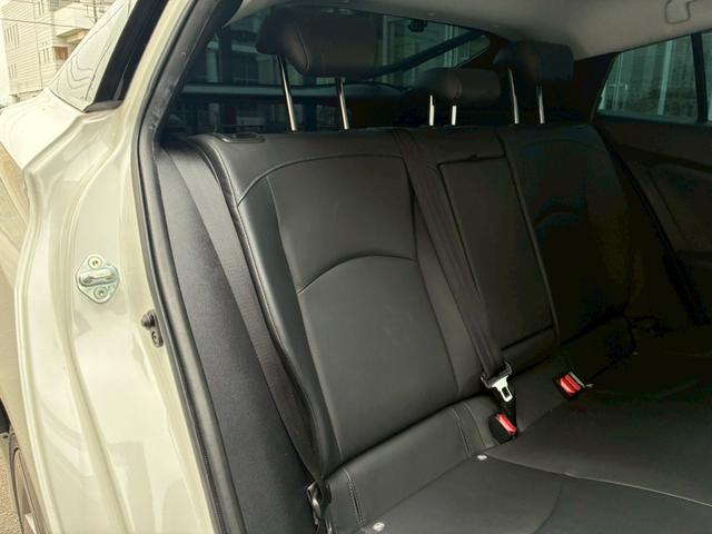 プリウス Sツーリングセレクション 7インチナビ モデリスタエアロ(F.S.R) シートヒーター ベンチレーション バックカメラ 純正17インチAW LEDヘッドライト 黒革シート セーフティーセンス スマートキー Bluetooth(73枚目)