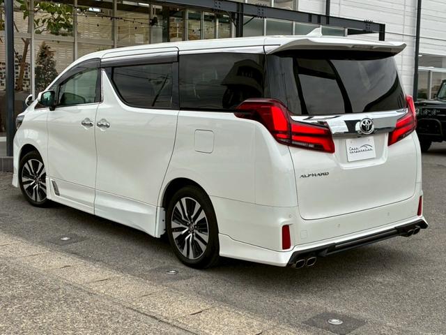アルファード ２．５Ｓ　Ｃパッケージ　ツインムーンルーフ　　ＴＲＤエアロ（Ｆ／Ｓ／Ｒ）　デジタルインナーミラー　純正ディスプレイオーディオ　フリップダウンモニター　３眼ＬＥＤヘッドライト　シーケンシャルウインカー　シートヒータークーラー（25枚目）