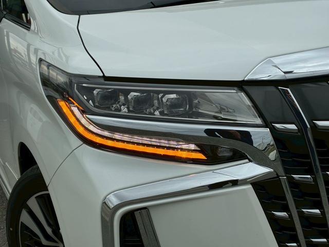 アルファード ２．５Ｓ　Ｃパッケージ　ムーンルーフ　モデリスタエアロ（Ｆ．Ｓ．Ｒ）　フリップダウンモニター　デジタルインナーミラー　　純正１８インチＡＷ　クルーズコントロール　ＢＳＭ　バックカメラ　　シートヒーター　　ステアリングヒーター（16枚目）