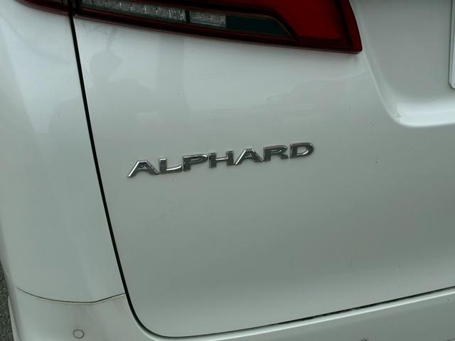 アルファード ２．５Ｓ　Ｃパッケージ　ムーンルーフ　モデリスタエアロ（Ｆ．Ｓ．Ｒ）　フリップダウンモニター　デジタルインナーミラー　　純正１８インチＡＷ　クルーズコントロール　ＢＳＭ　バックカメラ　　シートヒーター　　ステアリングヒーター（30枚目）