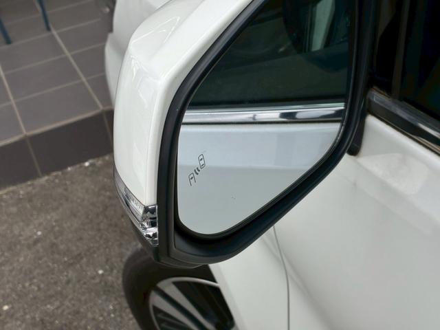 アルファード ２．５Ｓ　Ｃパッケージ　ムーンルーフ　モデリスタエアロ（Ｆ．Ｓ．Ｒ）　フリップダウンモニター　デジタルインナーミラー　　純正１８インチＡＷ　クルーズコントロール　ＢＳＭ　バックカメラ　　シートヒーター　　ステアリングヒーター（37枚目）