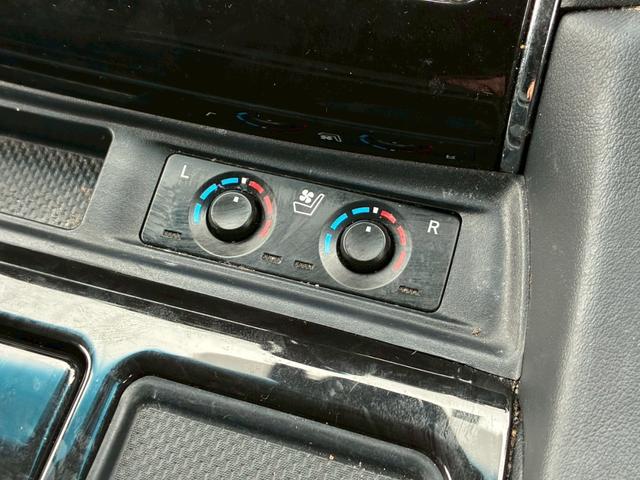 アルファード ２．５Ｓ　Ｃパッケージ　ムーンルーフ　モデリスタエアロ（Ｆ．Ｓ．Ｒ）　フリップダウンモニター　デジタルインナーミラー　　純正１８インチＡＷ　クルーズコントロール　ＢＳＭ　バックカメラ　　シートヒーター　　ステアリングヒーター（59枚目）
