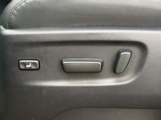 アルファード ２．５Ｓ　Ｃパッケージ　ムーンルーフ　モデリスタエアロ（Ｆ．Ｓ．Ｒ）　フリップダウンモニター　デジタルインナーミラー　　純正１８インチＡＷ　クルーズコントロール　ＢＳＭ　バックカメラ　　シートヒーター　　ステアリングヒーター（73枚目）