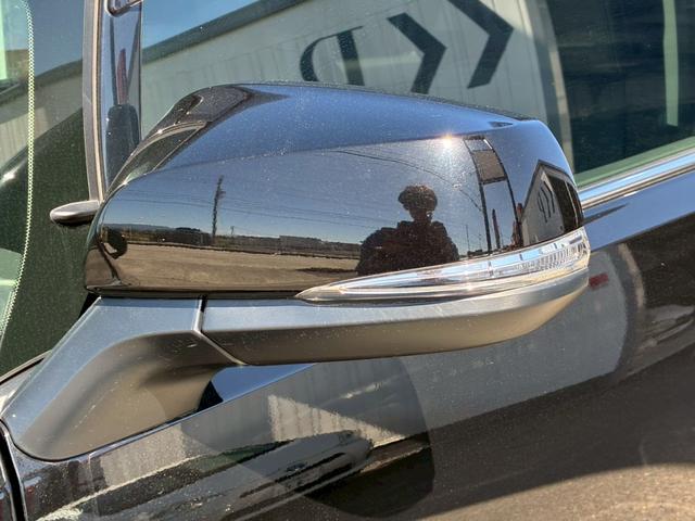 アルファード ２．５Ｓ　Ｃパッケージ　サンルーフ　モデリスタエアロ（Ｆ．Ｓ．Ｒ）　デジタルインナーミラー　純正フリップダウンモニター　ディスプレイオーディオ　３眼ＬＥＤヘッドライト　１８インチＡＷ　ＢＳＭ　シートヒーター　ベンチレーション（20枚目）