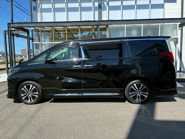 アルファード ２．５Ｓ　Ｃパッケージ　サンルーフ　モデリスタエアロ（Ｆ．Ｓ．Ｒ）　デジタルインナーミラー　純正フリップダウンモニター　ディスプレイオーディオ　３眼ＬＥＤヘッドライト　１８インチＡＷ　ＢＳＭ　シートヒーター　ベンチレーション（23枚目）