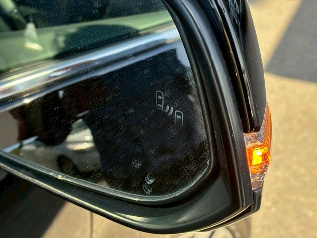 アルファード ２．５Ｓ　Ｃパッケージ　サンルーフ　モデリスタエアロ（Ｆ．Ｓ．Ｒ）　デジタルインナーミラー　純正フリップダウンモニター　ディスプレイオーディオ　３眼ＬＥＤヘッドライト　１８インチＡＷ　ＢＳＭ　シートヒーター　ベンチレーション（37枚目）