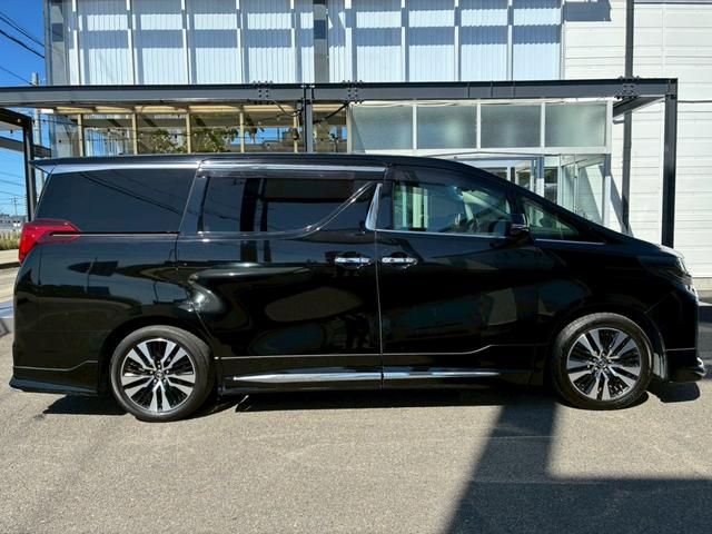 アルファード ２．５Ｓ　Ｃパッケージ　サンルーフ　モデリスタエアロ（Ｆ．Ｓ．Ｒ）　デジタルインナーミラー　純正フリップダウンモニター　ディスプレイオーディオ　３眼ＬＥＤヘッドライト　１８インチＡＷ　ＢＳＭ　シートヒーター　ベンチレーション（38枚目）