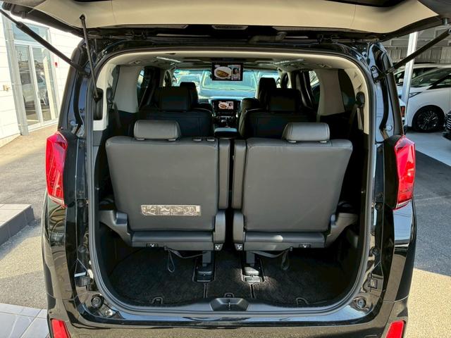 アルファード ２．５Ｓ　Ｃパッケージ　サンルーフ　モデリスタエアロ（Ｆ．Ｓ．Ｒ）　デジタルインナーミラー　純正フリップダウンモニター　ディスプレイオーディオ　３眼ＬＥＤヘッドライト　１８インチＡＷ　ＢＳＭ　シートヒーター　ベンチレーション（79枚目）