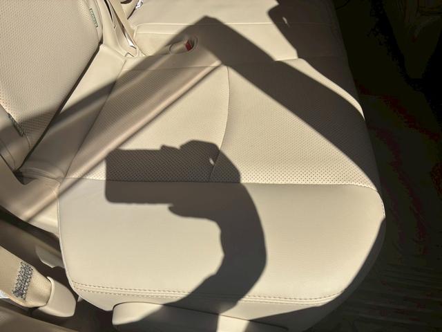 ランドクルーザープラド TX Lパッケージ マットブラックエディション サンルーフ 7人乗 ベージュ革シート 純正19インチAW ディスプレイオーディオ パノラミックビューモニター シートヒーター ルーフレール サイドステップカバー モデリスタエアロ(69枚目)