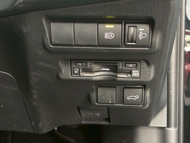 カローラクロス ハイブリッド　Ｚ　パノラマルーフ　パノラミックビューモニター　シートヒーター　１０．５ディスプレイオーディオ　　ＬＥＤヘッドライト　　パワーバックドア　セーフティセンス　ＥＴＣ２．０　　純正１８インチＡＷ　ルーフレール（44枚目）