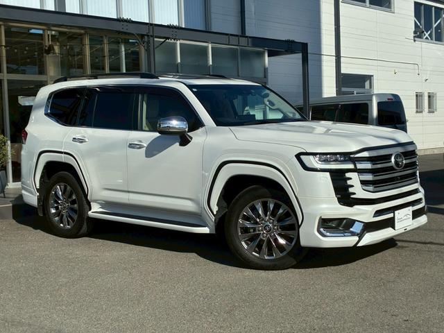 ランドクルーザー ZX サンルーフ モデリスタエアロ(F/R/) 7人乗 JBLサウンド リアエンターテインメント クールBOX 電動デフロック 空気圧センサー ルーフレール デジタルミラー ベージュ革シート クールBOX(10枚目)