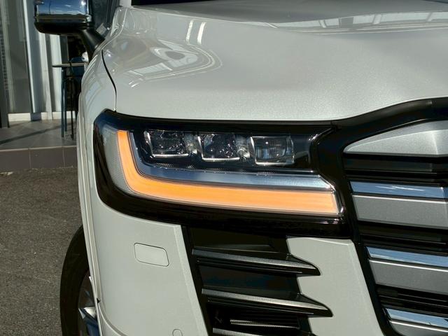 ランドクルーザー ZX サンルーフ モデリスタエアロ(F/R/) 7人乗 JBLサウンド リアエンターテインメント クールBOX 電動デフロック 空気圧センサー ルーフレール デジタルミラー ベージュ革シート クールBOX(16枚目)