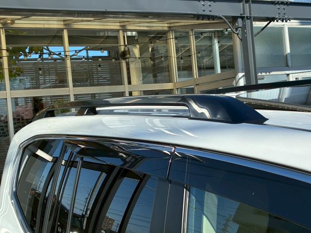 ランドクルーザー ZX サンルーフ モデリスタエアロ(F/R/) 7人乗 JBLサウンド リアエンターテインメント クールBOX 電動デフロック 空気圧センサー ルーフレール デジタルミラー ベージュ革シート クールBOX(22枚目)