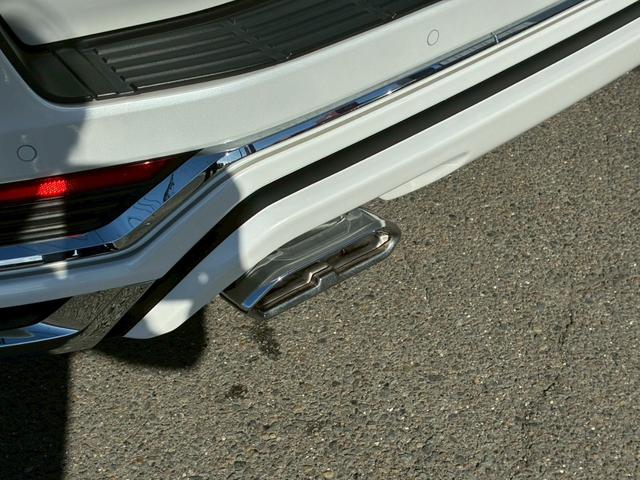 ランドクルーザー ZX サンルーフ モデリスタエアロ(F/R/) 7人乗 JBLサウンド リアエンターテインメント クールBOX 電動デフロック 空気圧センサー ルーフレール デジタルミラー ベージュ革シート クールBOX(30枚目)