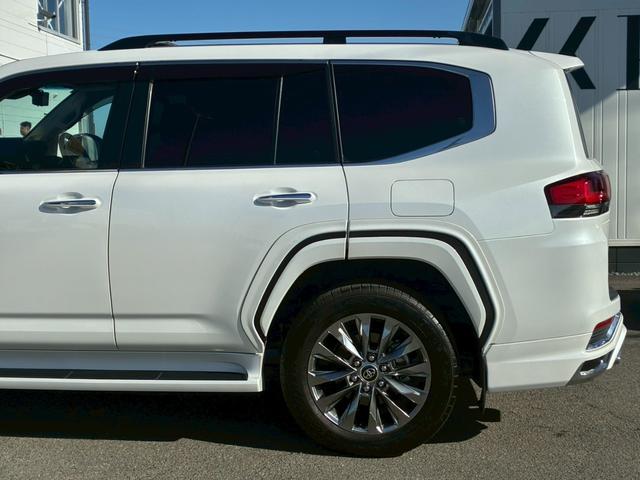 ランドクルーザー ZX サンルーフ モデリスタエアロ(F/R/) 7人乗 JBLサウンド リアエンターテインメント クールBOX 電動デフロック 空気圧センサー ルーフレール デジタルミラー ベージュ革シート クールBOX(38枚目)