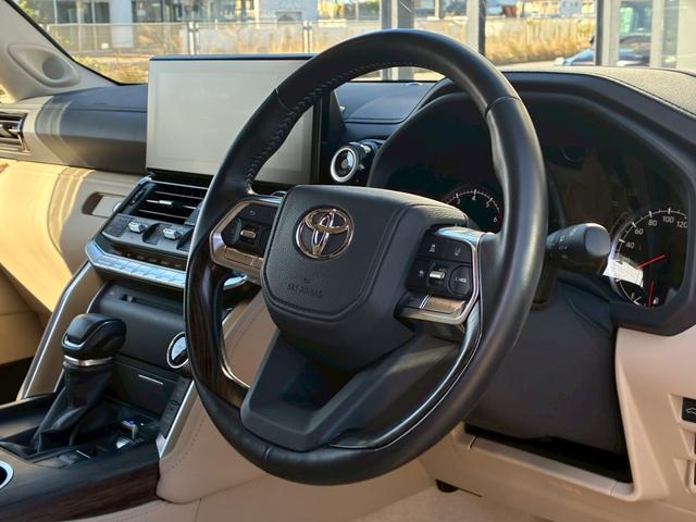 ランドクルーザー ZX サンルーフ モデリスタエアロ(F/R/) 7人乗 JBLサウンド リアエンターテインメント クールBOX 電動デフロック 空気圧センサー ルーフレール デジタルミラー ベージュ革シート クールBOX(42枚目)