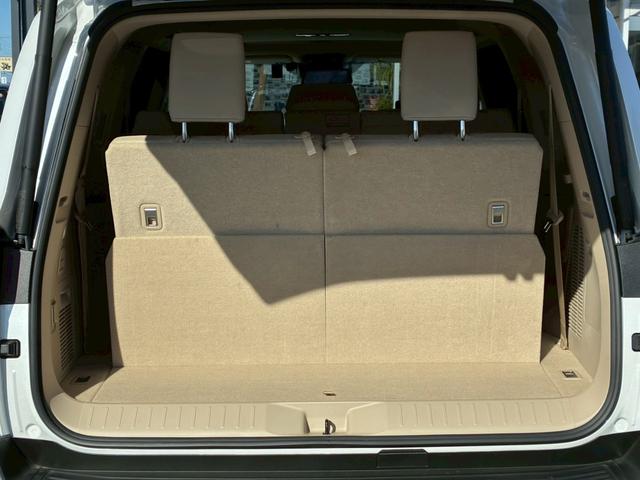 ランドクルーザー ZX サンルーフ モデリスタエアロ(F/R/) 7人乗 JBLサウンド リアエンターテインメント クールBOX 電動デフロック 空気圧センサー ルーフレール デジタルミラー ベージュ革シート クールBOX(78枚目)