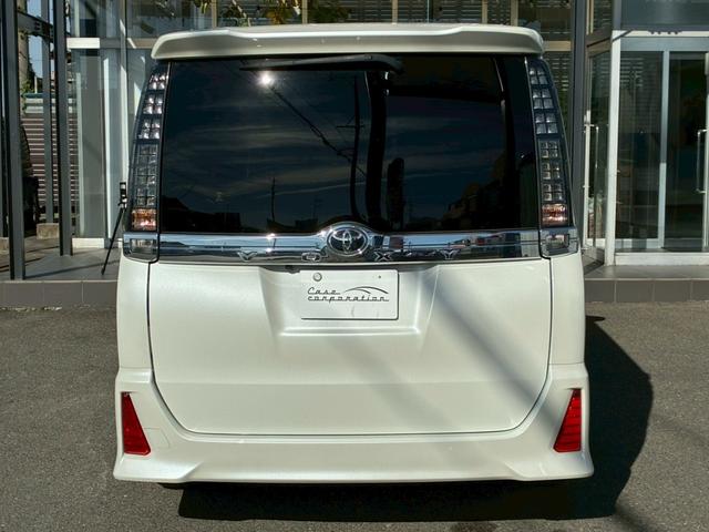 ヴォクシー ZS 煌 アルパイン10インチナビ 天井モニター HDMI入力 LEDヘッドライト 7人乗 両側電動スライドドア バックカメラ 社外18インチAW 後席オートエアコン スペアタイヤ 寒冷地仕様 スマートキー(8枚目)