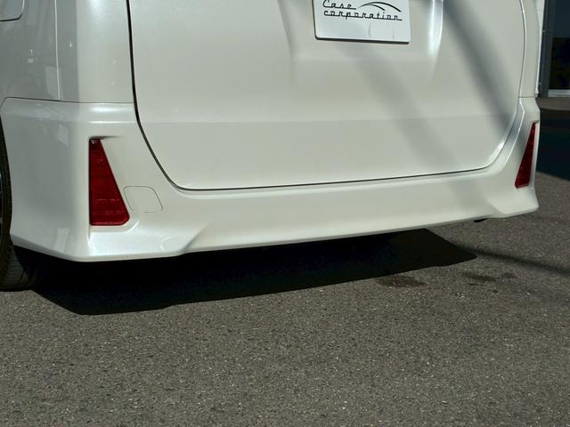 ヴォクシー ZS 煌 アルパイン10インチナビ 天井モニター HDMI入力 LEDヘッドライト 7人乗 両側電動スライドドア バックカメラ 社外18インチAW 後席オートエアコン スペアタイヤ 寒冷地仕様 スマートキー(29枚目)