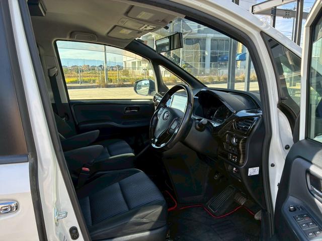 ヴォクシー ZS 煌 アルパイン10インチナビ 天井モニター HDMI入力 LEDヘッドライト 7人乗 両側電動スライドドア バックカメラ 社外18インチAW 後席オートエアコン スペアタイヤ 寒冷地仕様 スマートキー(37枚目)