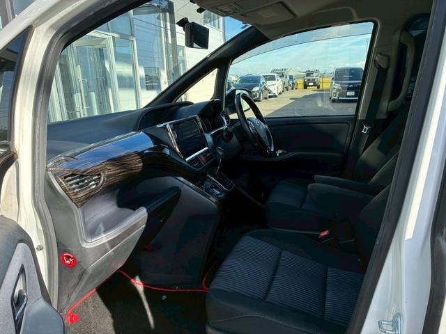 ヴォクシー ZS 煌 アルパイン10インチナビ 天井モニター HDMI入力 LEDヘッドライト 7人乗 両側電動スライドドア バックカメラ 社外18インチAW 後席オートエアコン スペアタイヤ 寒冷地仕様 スマートキー(38枚目)