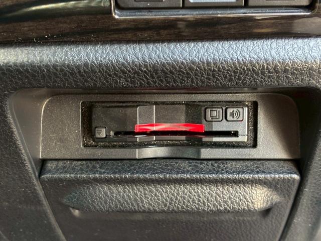 ヴォクシー ZS 煌 アルパイン10インチナビ 天井モニター HDMI入力 LEDヘッドライト 7人乗 両側電動スライドドア バックカメラ 社外18インチAW 後席オートエアコン スペアタイヤ 寒冷地仕様 スマートキー(42枚目)