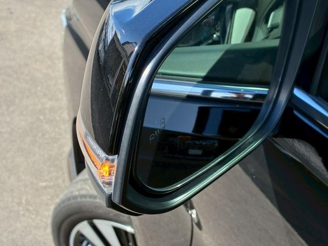 ヴェルファイア ２．５Ｚ　Ｇエディション　ツインムーンルーフ　ＴＲＤエアロ（Ｆ／Ｒ）　モデリスタエアロ（Ｓ）　　純正９インチディスプレイオーディオ　セーフティセンス　デジタルインナーミラー　パワーバックドア　ＢＳＭ　ＥＴＣ　ＬＥＤヘッドライト（35枚目）